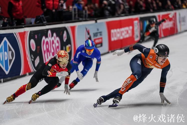 中国队闯入短道速滑世巡赛男子5000米接力半决赛